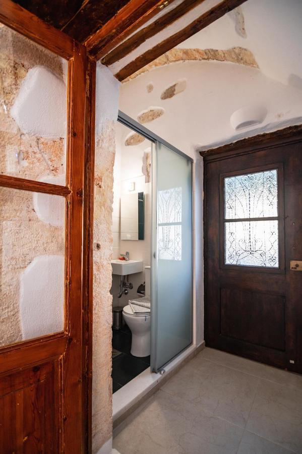 Marthas Delight Rooms Chania  ภายนอก รูปภาพ